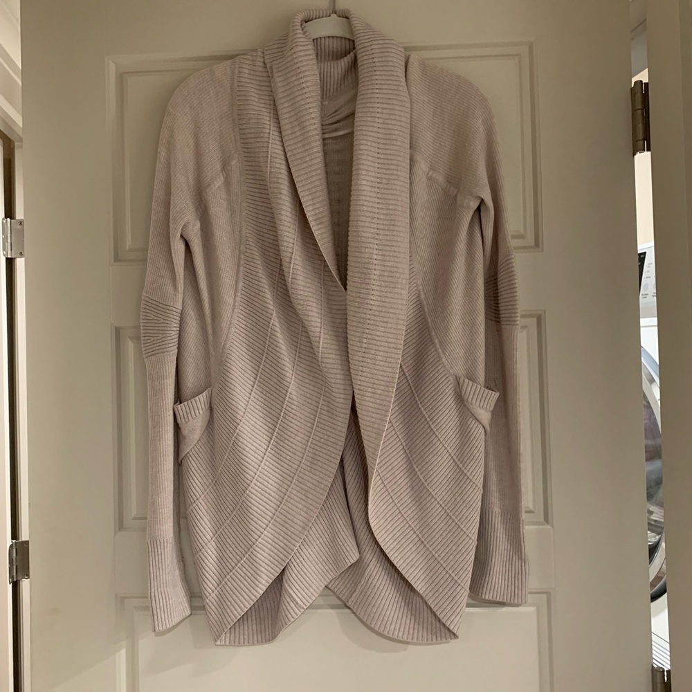 Lululemon sweater